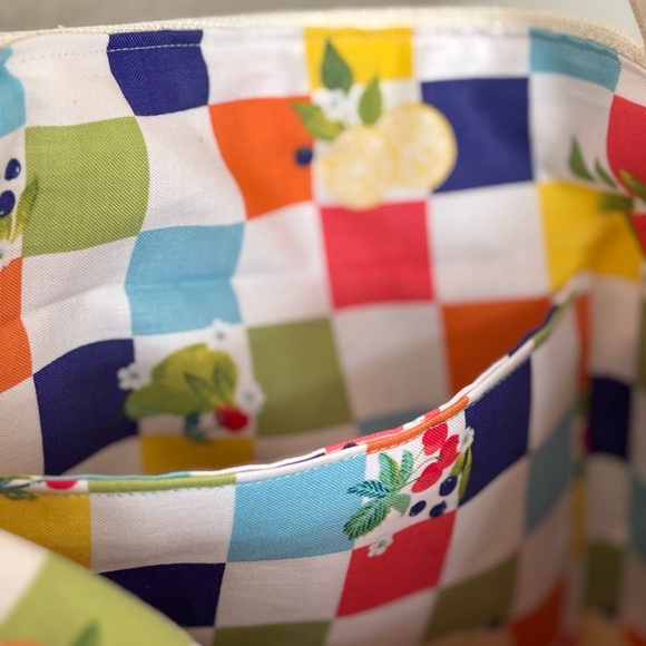 Hand Crafted Canvas Tote with Blueberry and Basket Design - Picture 6 of 6